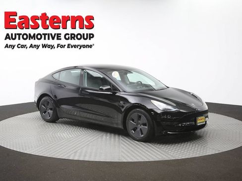 Used 2023 Tesla Model 3 Standard Range RWD image 42
