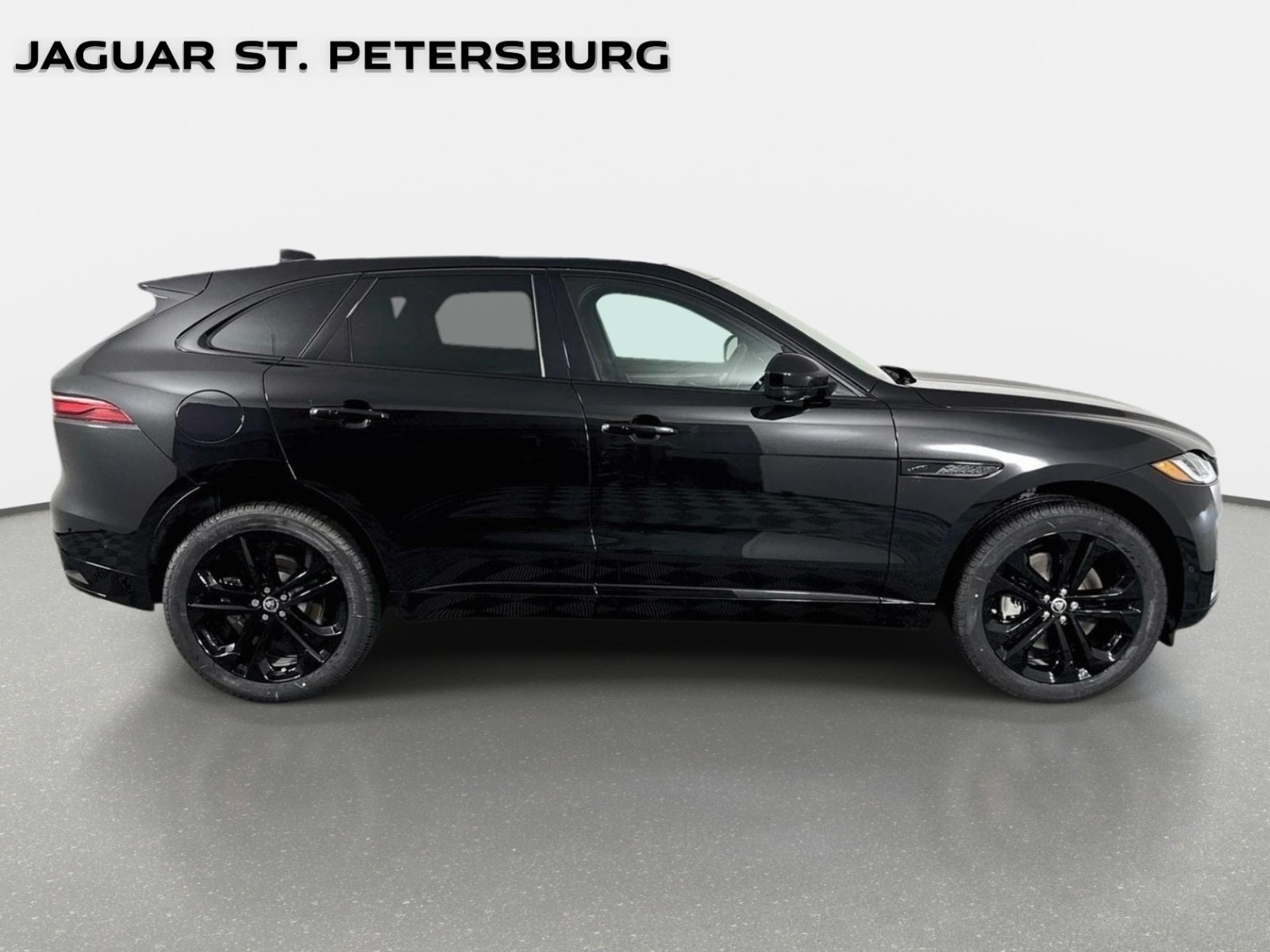 New 2026 Jaguar F-PACE R-Dynamic S AWD/4WD image 4