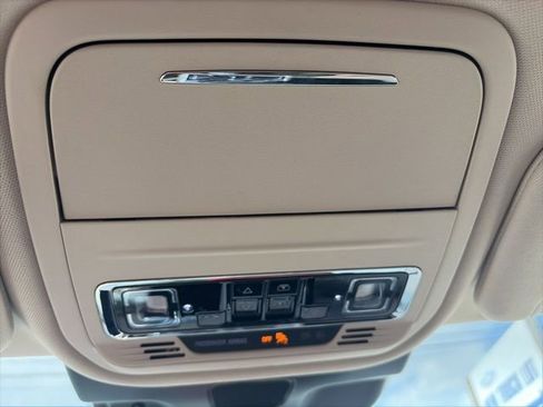 Used 2024 Lincoln Aviator 2WD w/ Premium Package image 26