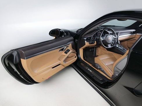 Certified 2014 Porsche 911 Turbo image 30