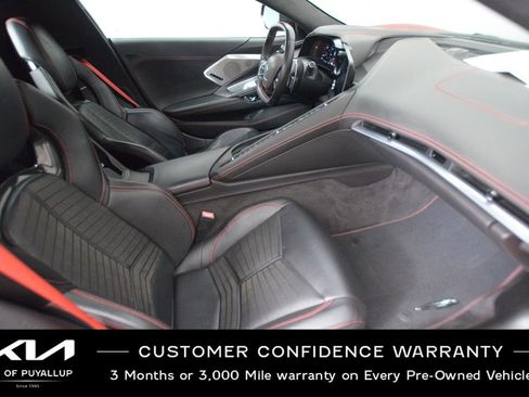 Used 2022 Chevrolet Corvette Stingray Premium Conv w/ Z51 Performance Package image 16