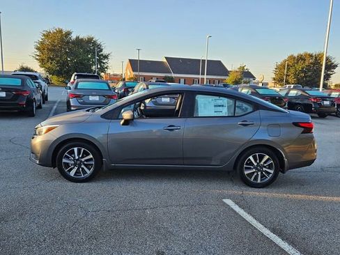 New 2025 Nissan Versa SV w/ Trunk Package image 4