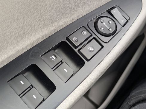 Used 2019 Hyundai Tucson Value image 25