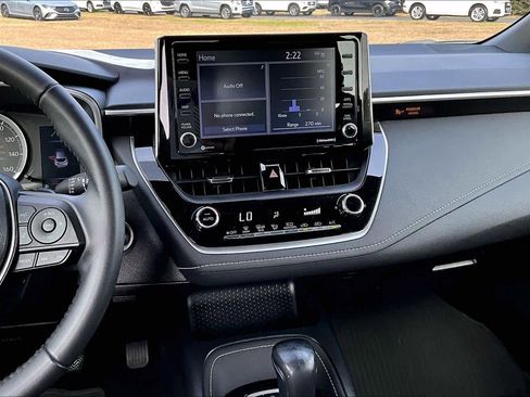 Used 2022 Toyota Corolla SE image 6