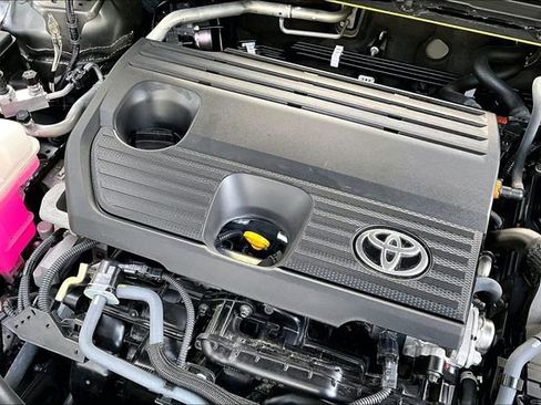 Used 2024 Toyota Crown w/ Advanced Technology Package image 28