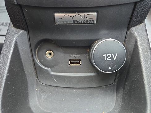 Used 2015 Ford Fiesta S image 22