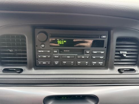 Used 2003 Mercury Marauder RWD image 15