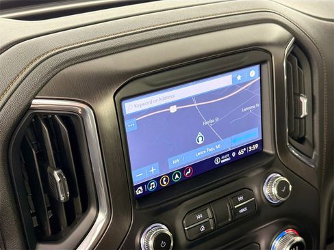 Used 2021 GMC Sierra 1500 AT4 w/ AT4 Premium Package image 14