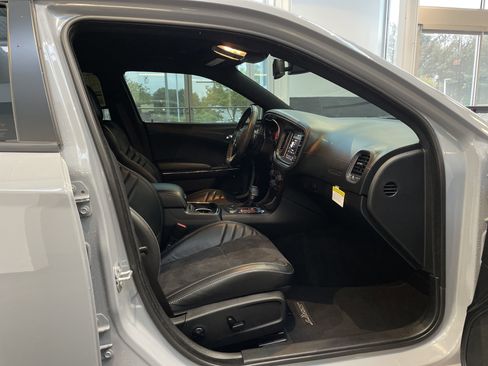 Used 2021 Dodge Charger SRT Hellcat RWD image 38