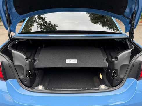 Used 2020 BMW M4 Convertible RWD image 22