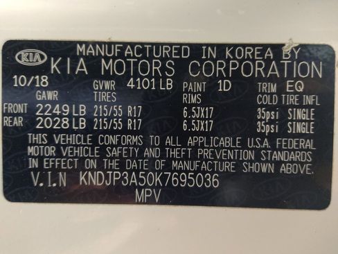 Used 2019 Kia Soul + FWD image 33