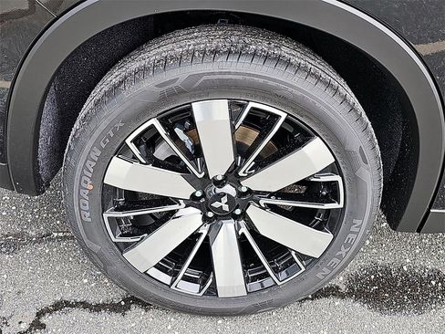 New 2026 Mitsubishi Outlander SE image 5