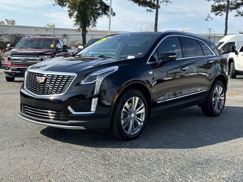 Used 2025 Cadillac XT5 Premium Luxury image 5