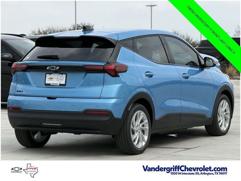 New 2027 Chevrolet Bolt LT w/ Comfort Package FWD image 4