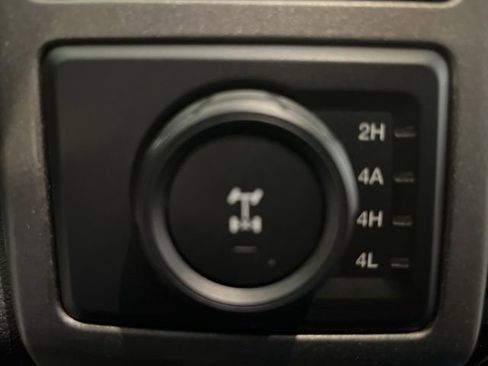Used 2019 Ford F150 Raptor w/ Equipment Group 802A Luxury AWD/4WD image 22