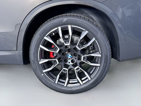 New 2026 BMW X5 xDrive40i w/ M Sport Package AWD/4WD image 33