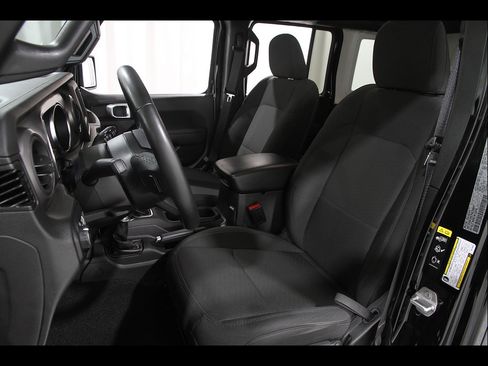 Used 2022 Jeep Wrangler Unlimited Sport AWD/4WD image 5