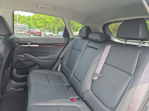 Used 2024 Kia Seltos EX FWD image 13
