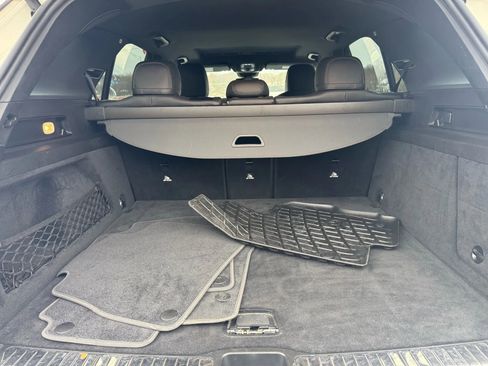 Used 2020 Mercedes-Benz GLE 350 4MATIC w/ Premium Package image 6