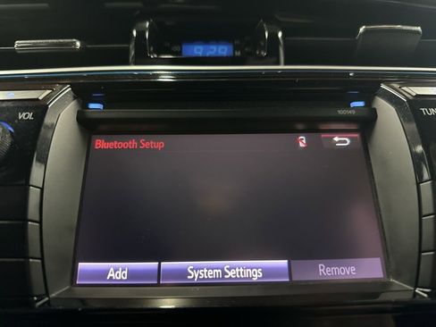 Used 2015 Toyota Corolla S image 30