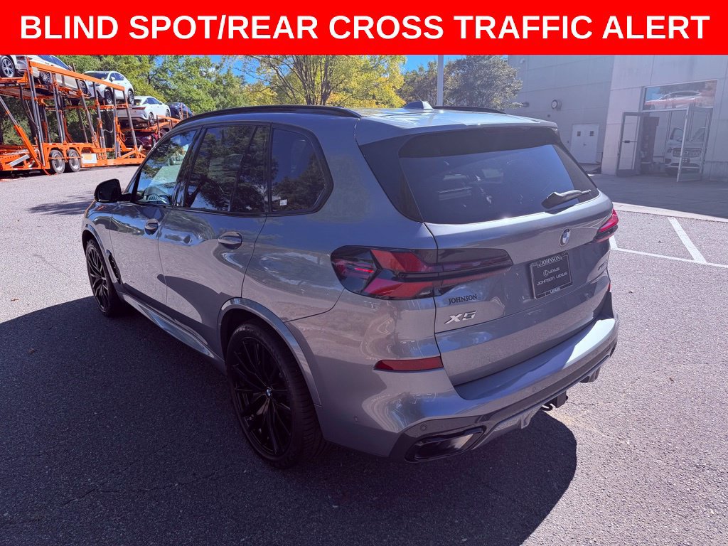 Used 2025 BMW X5 xDrive40i w/ M Sport Package AWD/4WD image 5