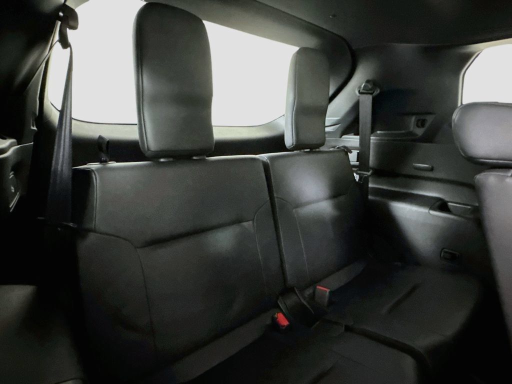 Used 2023 Mitsubishi Outlander SEL AWD/4WD image 28