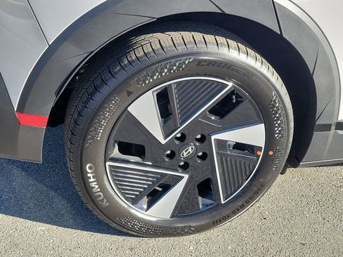 New 2026 Hyundai Ioniq 5 SE image 25