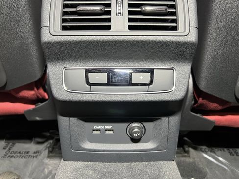 Used 2024 Audi SQ5 Premium Plus w/ Premium Plus Package image 14