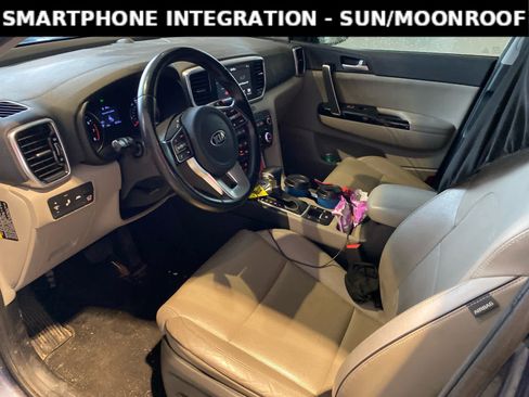 Used 2021 Kia Sportage EX w/ EX Technology Package image 6