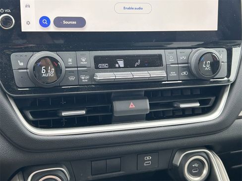 Used 2024 Toyota Grand Highlander XLE image 35