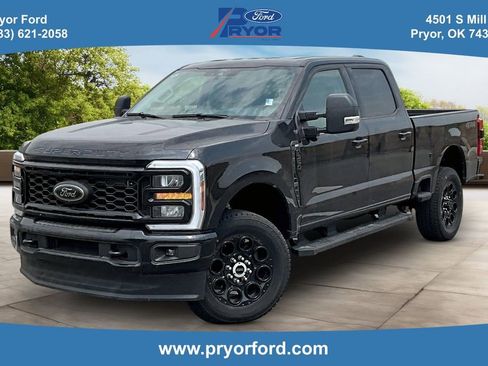 New 2026 Ford F350 XLT w/ XLT Premium Package AWD/4WD image 1