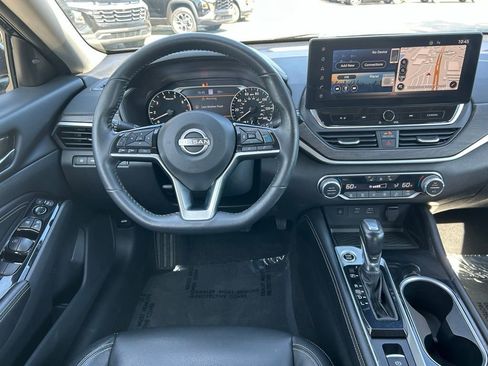 Used 2023 Nissan Altima 2.5 SL image 16