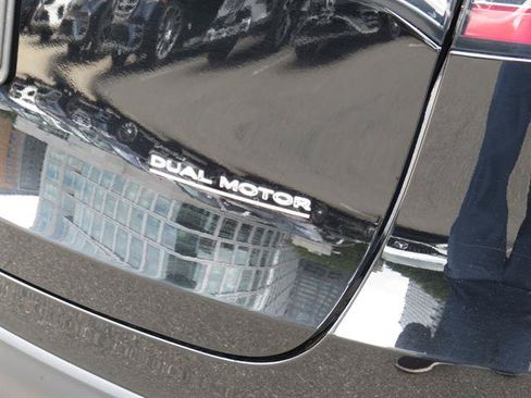 Used 2024 Tesla Model Y Performance AWD/4WD image 27
