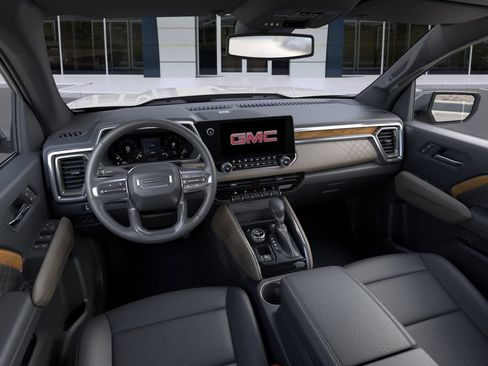 New 2026 GMC Canyon Denali image 15