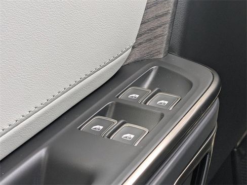 Used 2023 Rivian R1S Adventure image 20