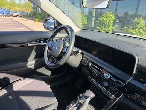 Certified 2024 Kia Seltos S AWD/4WD image 7