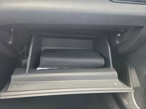 Used 2025 Nissan Altima 2.5 SV image 32