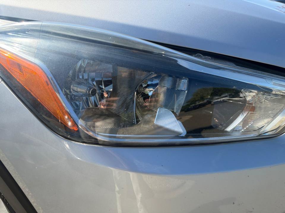 Used 2018 Nissan Kicks S FWD image 28