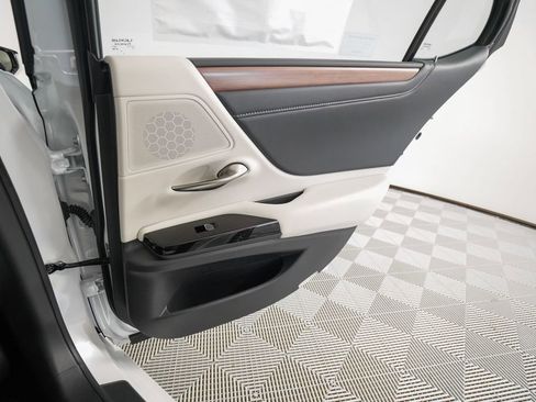 New 2025 Lexus ES 350 w/ Premium Package image 15