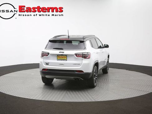 Used 2022 Jeep Compass Limited AWD/4WD image 38
