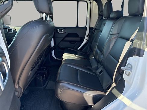 Used 2021 Jeep Gladiator Mojave w/ Trailer Tow Package image 18