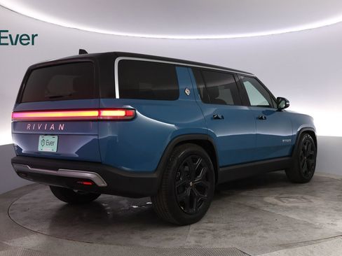 Used 2024 Rivian R1S Adventure AWD/4WD image 3