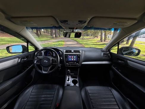 Used 2018 Subaru Outback 2.5i Premium image 9