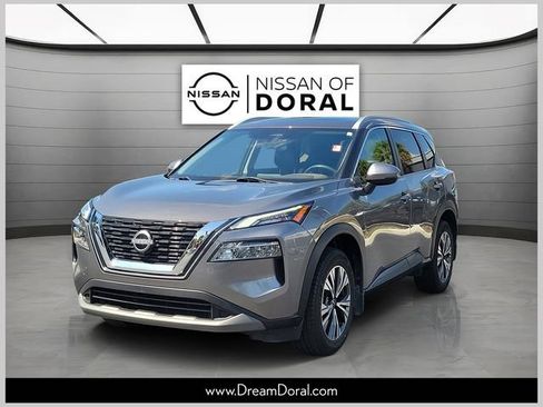 Used 2022 Nissan Rogue SV w/ SV Premium Package FWD image 1
