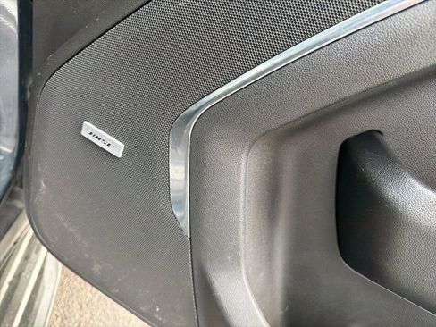 Used 2022 Chevrolet Suburban RST w/ Luxury Package image 23