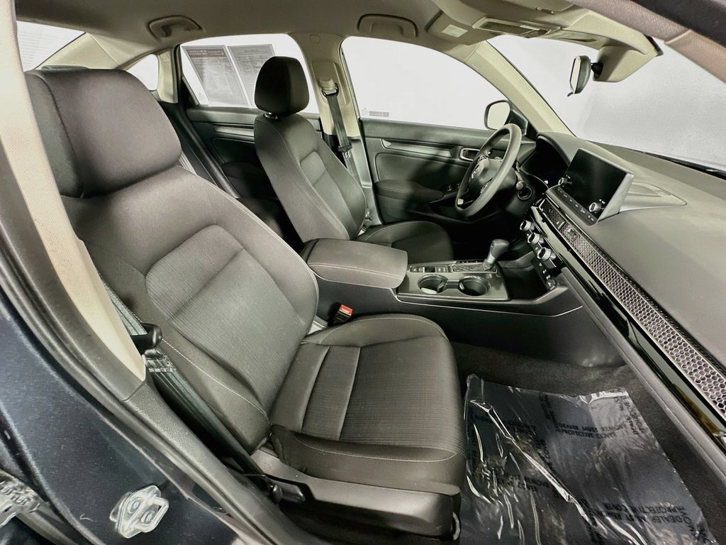 Used 2025 Honda Civic LX image 33