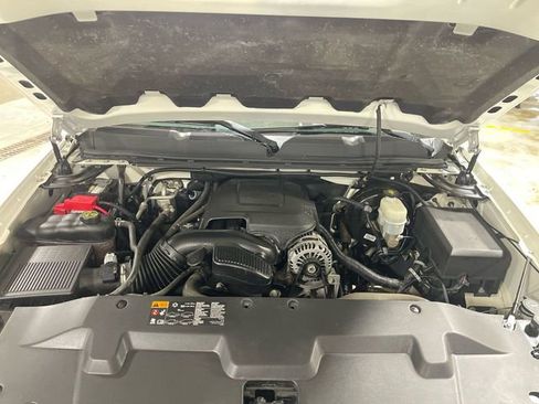 Used 2013 Chevrolet Silverado 1500 LTZ w/ LTZ White Diamond Edition AWD/4WD image 24