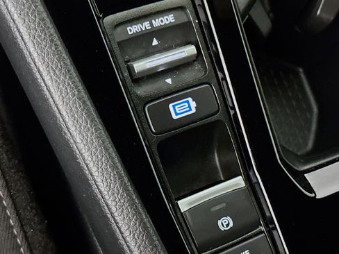 Used 2024 Honda Accord Sport image 24