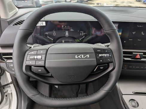 New 2026 Kia Sportage EX AWD/4WD image 30
