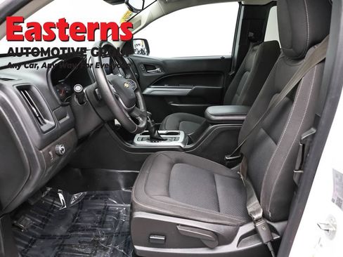 Used 2022 Chevrolet Colorado LT w/ Fleet Safety Package RWD image 14